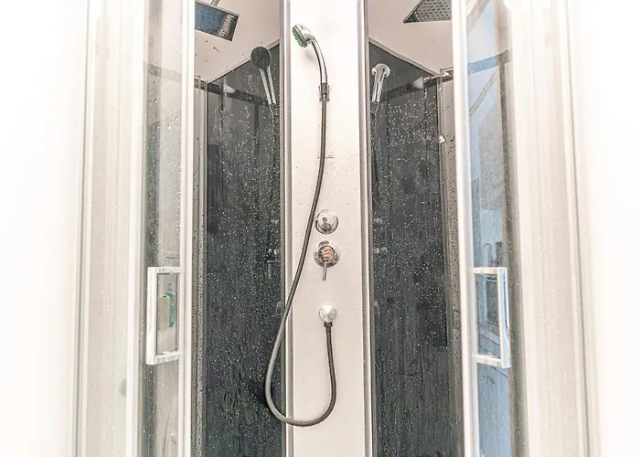 Stunning 2br Comfortable Design/great Location Vídeň