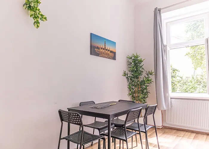 Stunning 2br Comfortable Design/great Location Apartmán